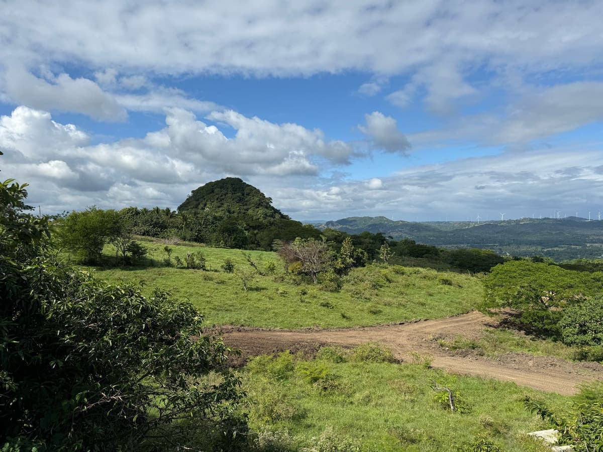 VENTA SOLARES EN PUERTO PLATA CON VISTA AL MAR  - foto 1