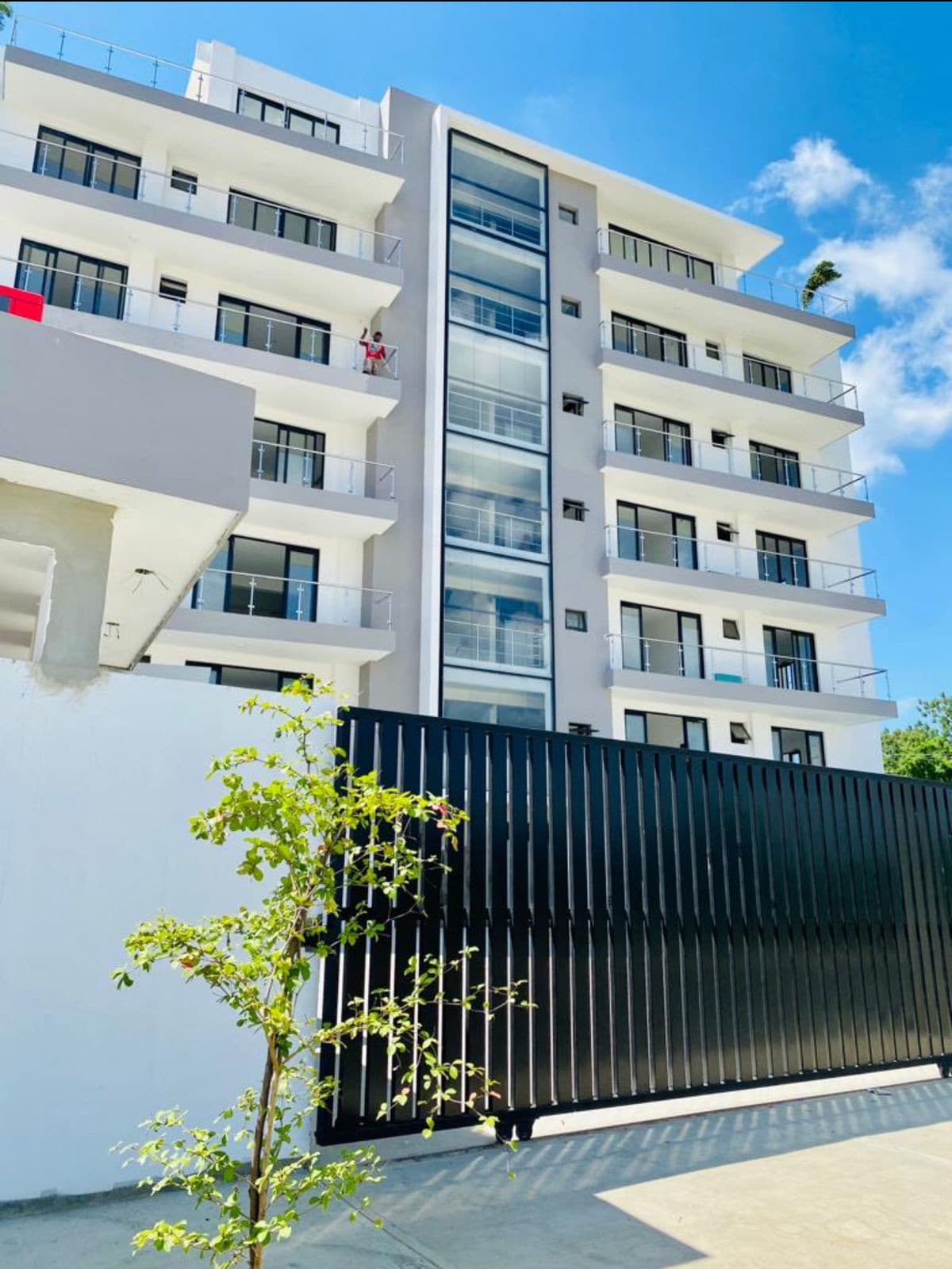 EN VENTA APARTAMENTOS EN LA URBANIZACION THOMEN - foto 1