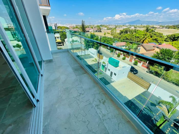 EN VENTA APARTAMENTO EN TORRE PROXIMO AL HOMS, SANTIAGO - foto 1