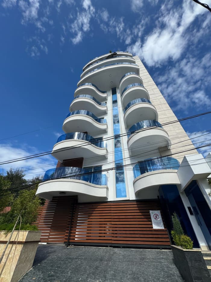 APARTAMENTO EN ALQUILER EN LOS CERROS DE GURABO - foto 1