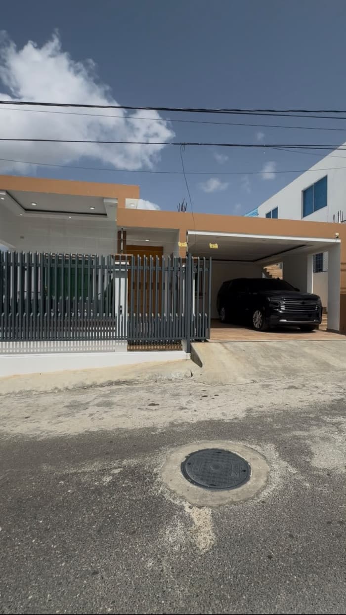 VENTA DE CASA EN SANTIAGO, LOS PRADOS  - foto 1