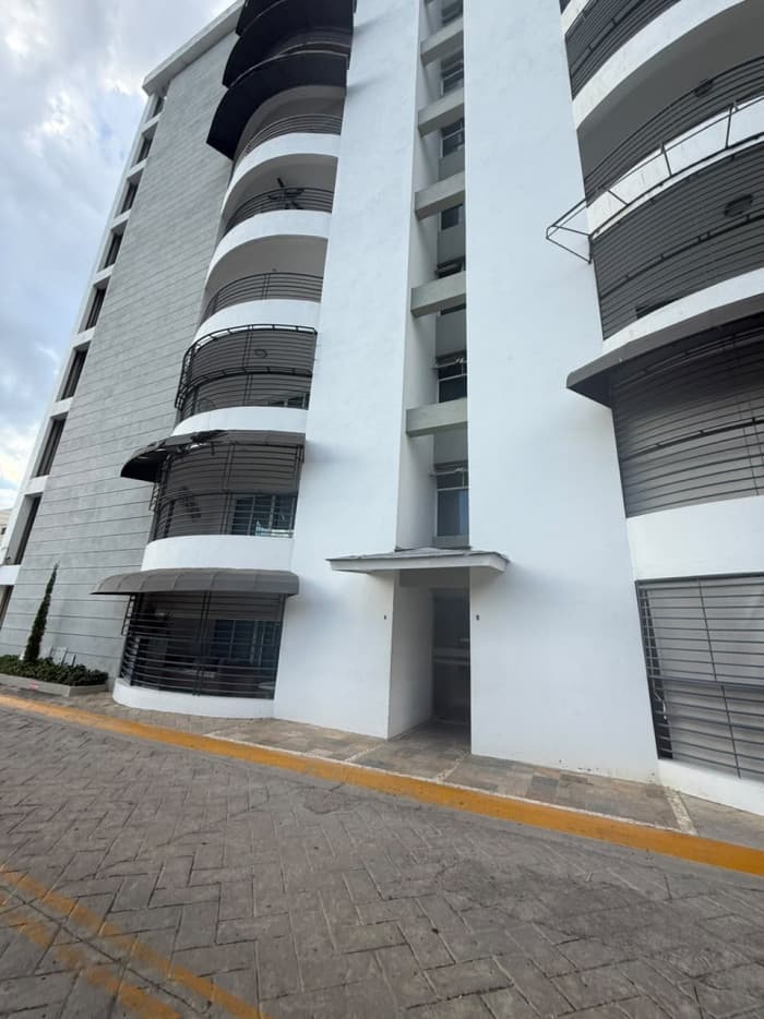 VENTA/ RENTA  DE APARTAMENTO TORRE ALMIRANTE. - foto 1