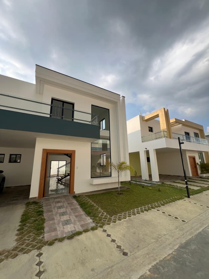  VENTA DE  CASA PROXIMO AL AEROPUERTO PROYECTO CERRADO  - foto 1