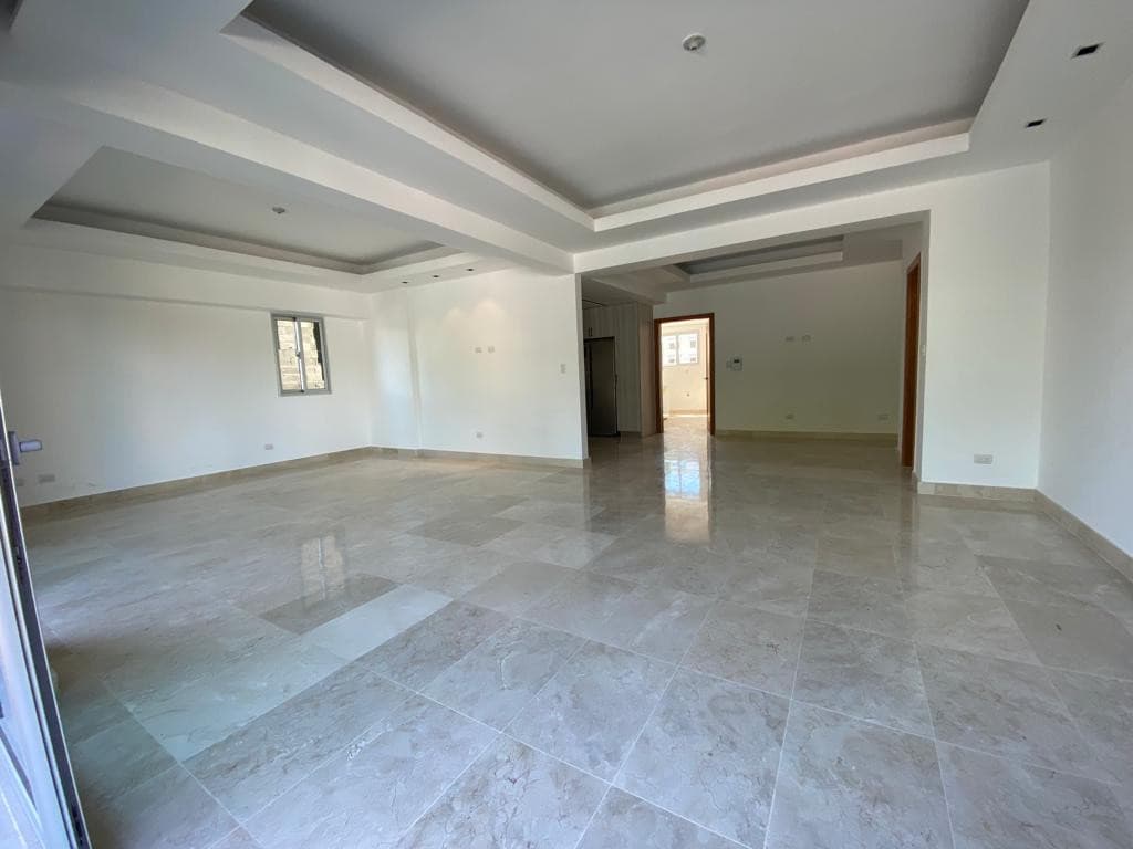 VENTA O RENTA AMPLIO  APARTAMENTO   LA ESMERALDA  - foto 1