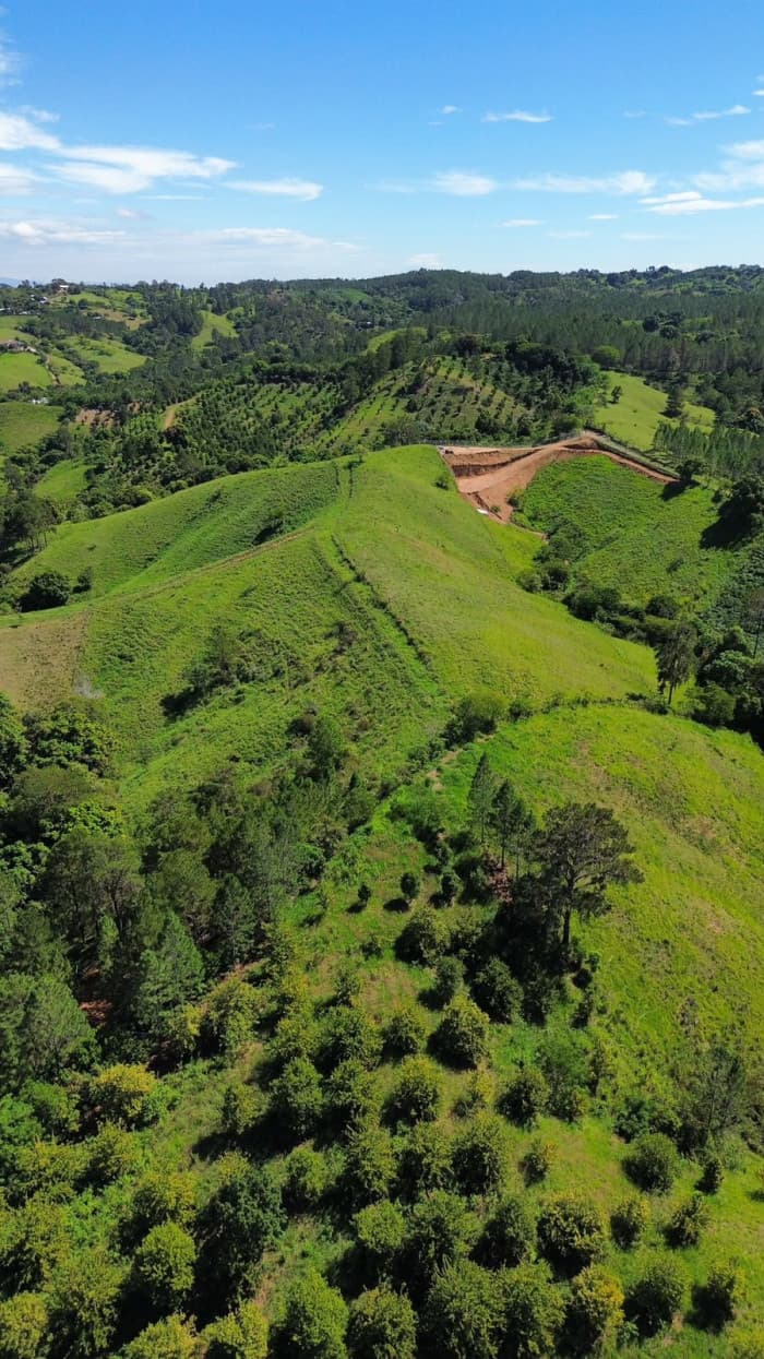 VENTA DE TERRENO EN SAJOMA, LOS MONTONES ABAJO  - foto 1