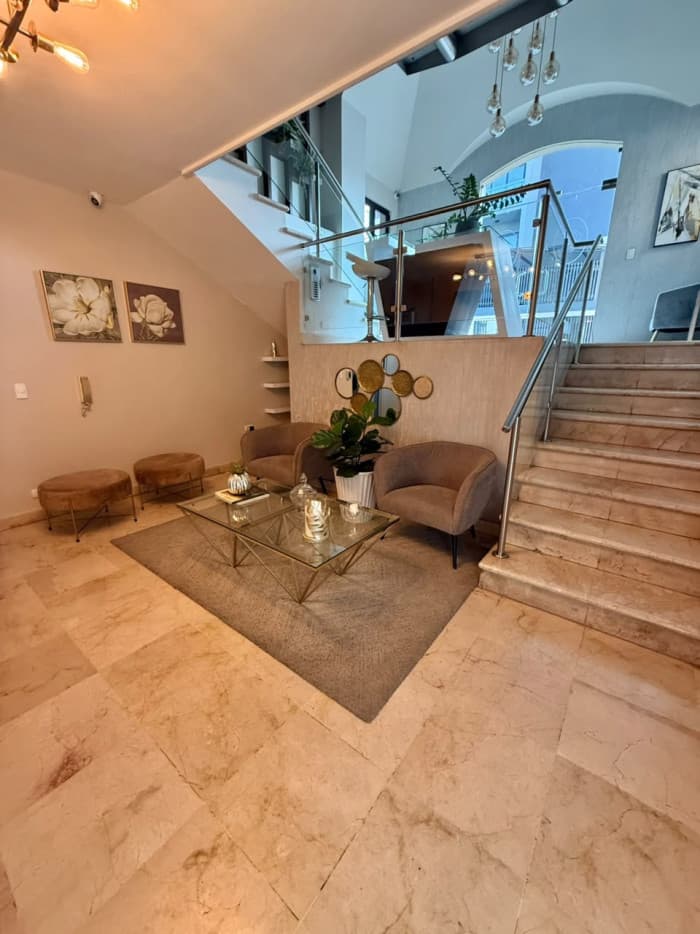 VENTA DE PRIMER NIVEL TORRE LA RINCONADA ,LA ESMERALDA  - foto 2