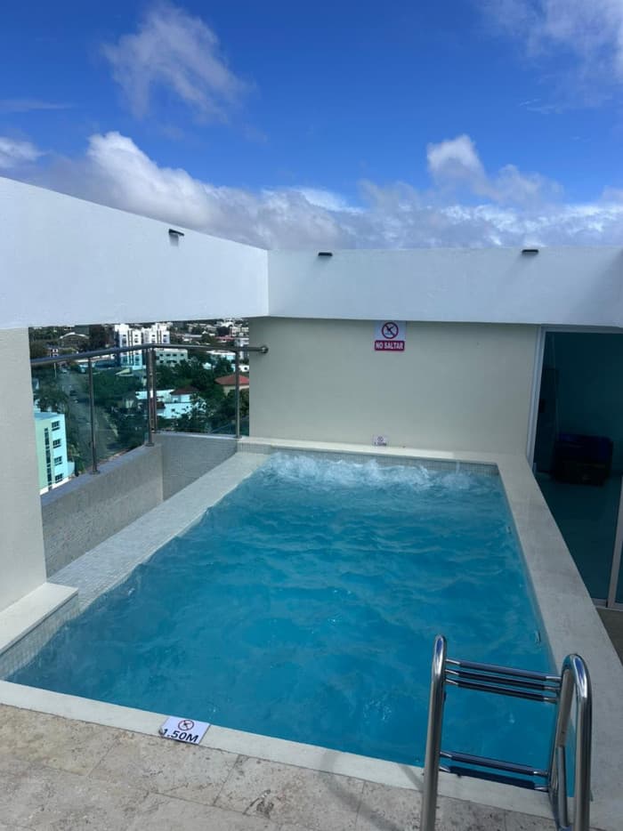 EN VENTA APARTAMENTOS EN TORRE SARAI, EN LA THOMEN  - foto 2