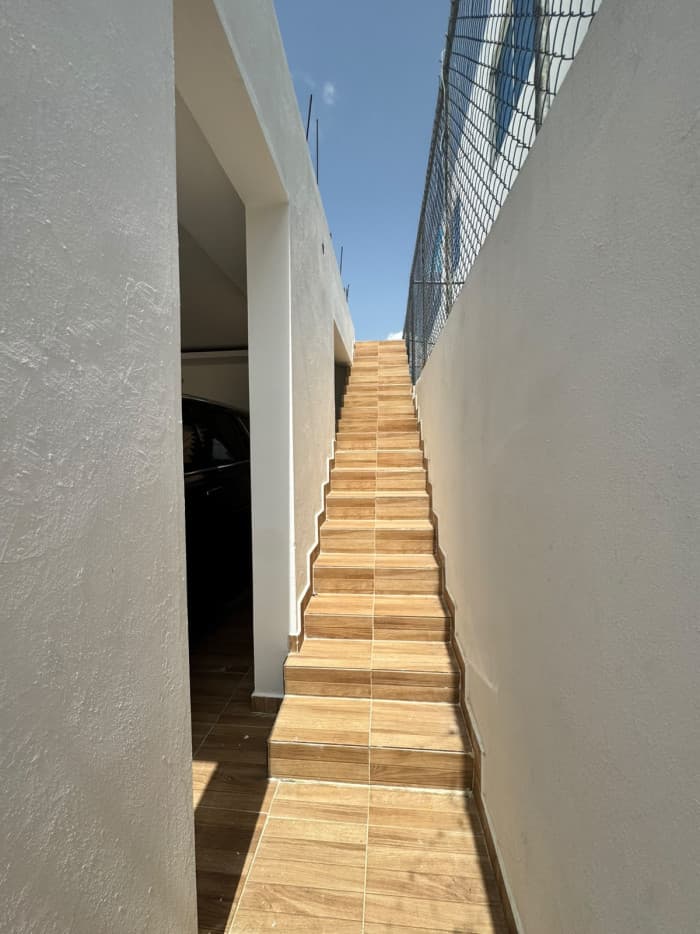 VENTA DE CASA EN SANTIAGO, LOS PRADOS  - foto 3