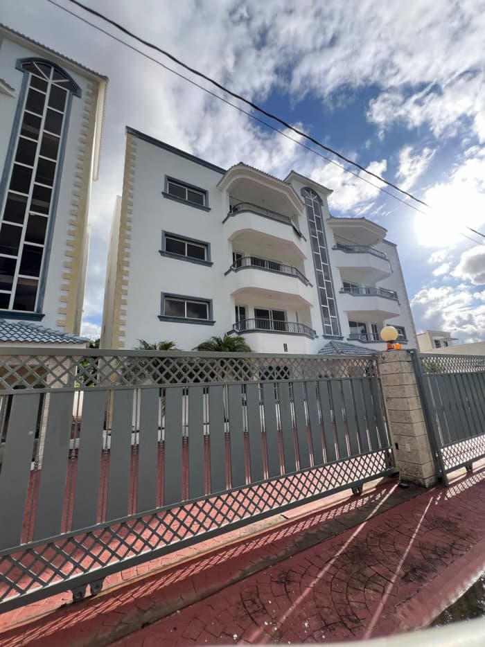 VENTA DE APARTAMENTOS PROXIMO AL AEROPUERTO , SANTIAGO  - foto 2