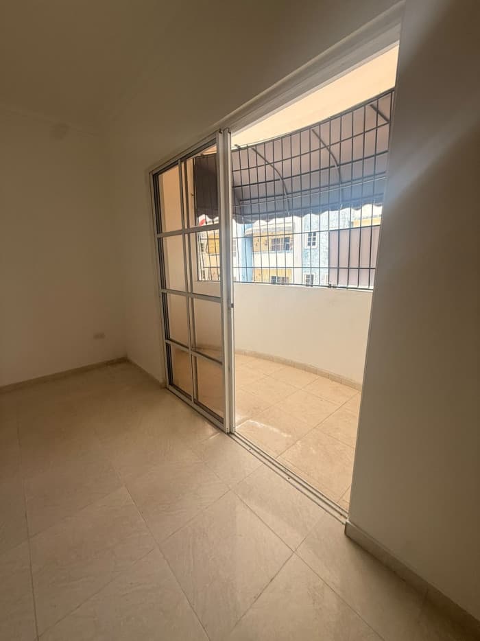 VENTA DE APARTAMENTO PISO 4 ,LA VILLA OLIMPICA SANTIAGO - foto 3