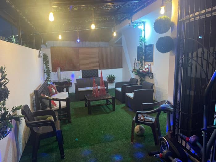 VENTA DE CASA CON PATIO EN LLANOS DE GURABO  - foto 6