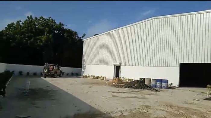 RENTA  DE NAVE INDUSTRIAL EN LA CIRCUNVALACION  - foto 4