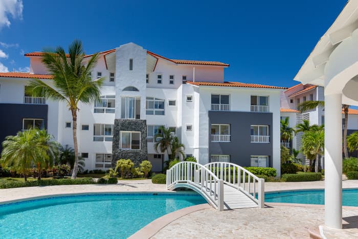 Venta de Apartamentos con Línea Blanca en Punta Cana - foto 3