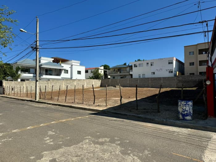 VENTA DE TERRENO PARA PROYECTO EN ARROYO HONDO - foto 4