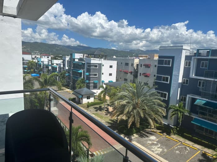 VENTA DE APARTAMENTO 4TO  TIPO PENT-HOUSE  CERRO ALTO - foto 2