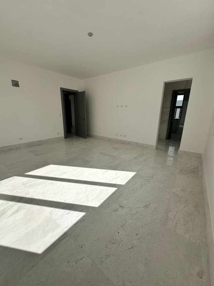 EN VENTA EXCLUSIVA CASA EN LAS CARMELITAS, SANTIAGO - foto 4