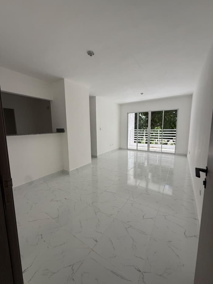  ALQUILER DE APARTAMENTO  2DO NIVEL GARDEN LIFE LICEY - foto 5