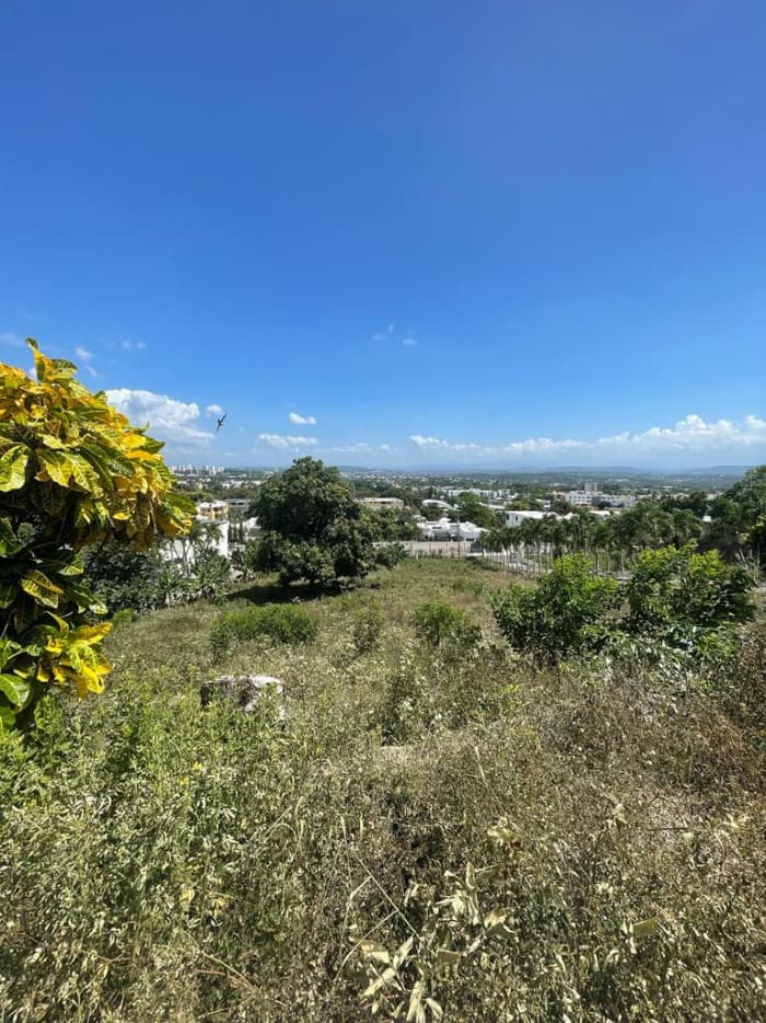 Terreno residencial en venta en Cerro Alto, Santiago - foto 2