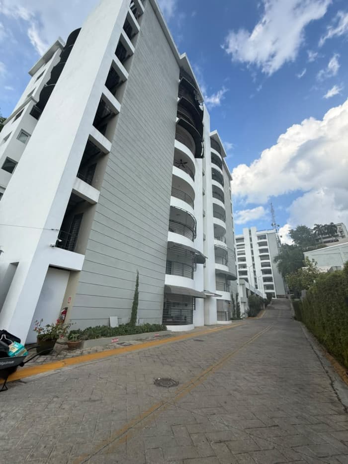 VENTA/ RENTA  DE APARTAMENTO TORRE ALMIRANTE. - foto 3