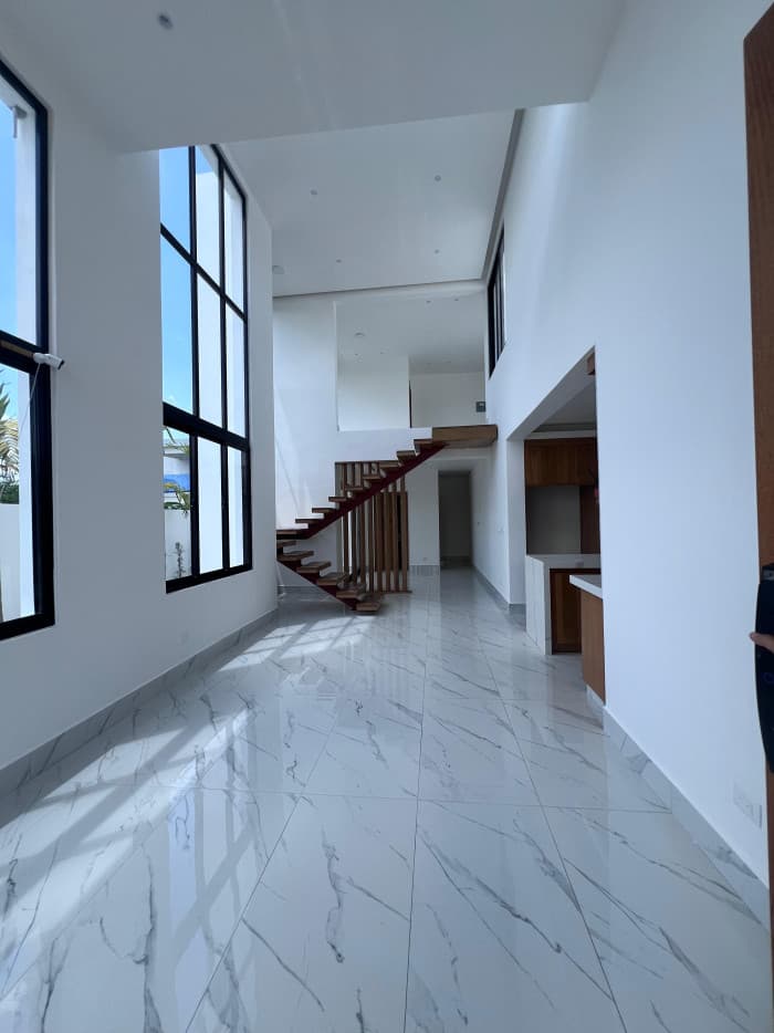 VENTA DE CASA PROYECTO CERRADO ESTILO MIAMI  GURABO  - foto 4