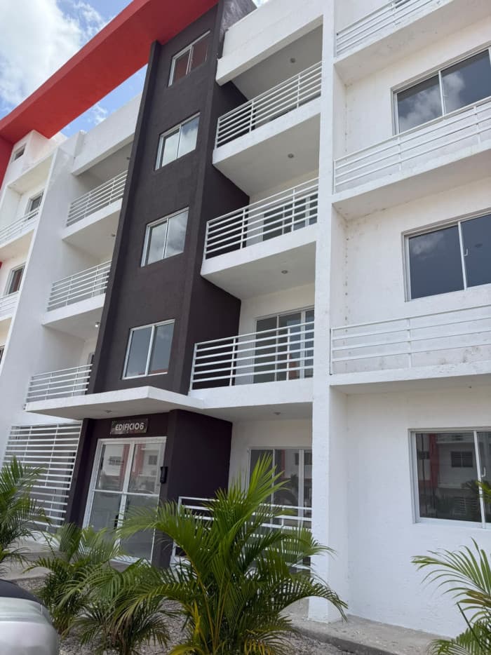  ALQUILER DE APARTAMENTO  2DO NIVEL GARDEN LIFE LICEY - foto 3