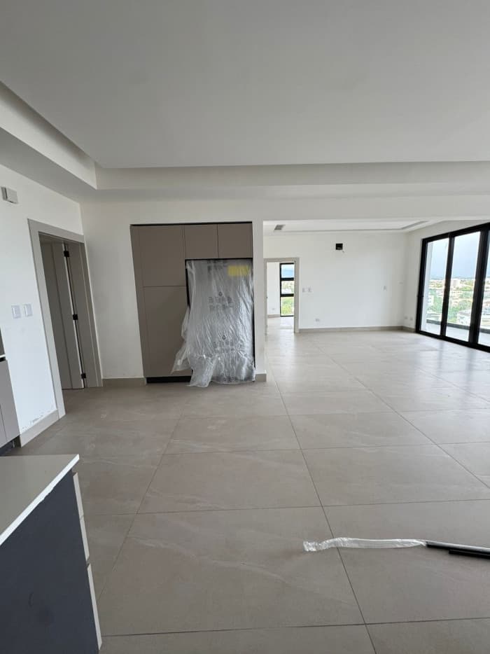 EN VENTA  APARTAMENTOS EN TORRE EN LA ESMERALDA - foto 4