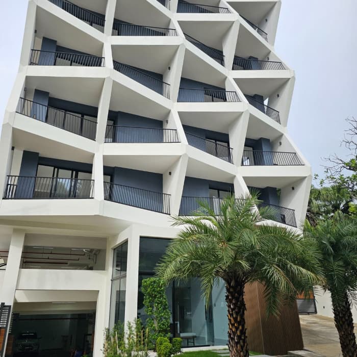 VENTA DE APARTAMENTO PISO 5 TORRE LIVING LA ESMERALDA  - foto 2