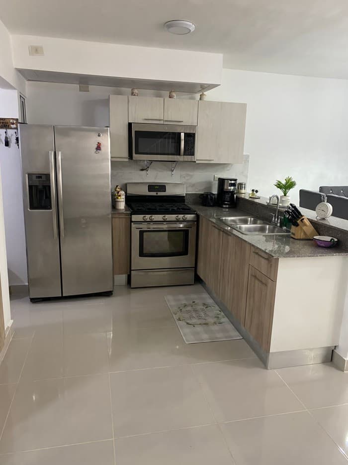 Renta de Pent-House Amueblado en Los Prados del Rey  - foto 3