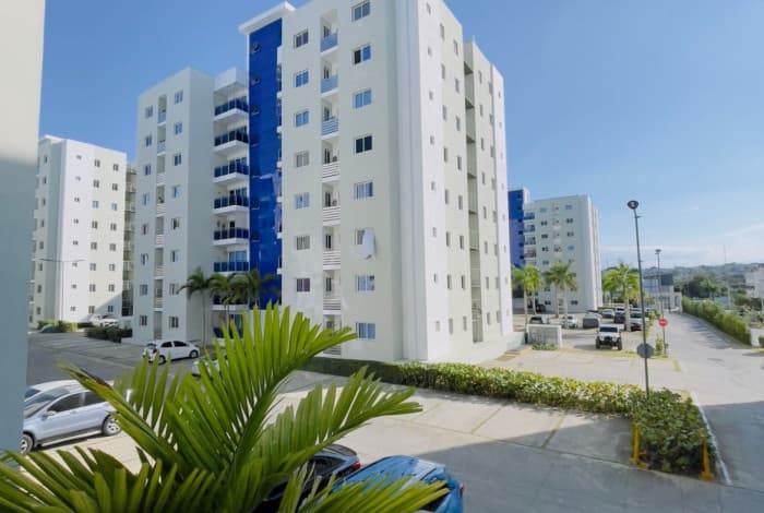 EN VENTA APARTAMENTO PROXIMO AL MONUMENTO  - foto 2