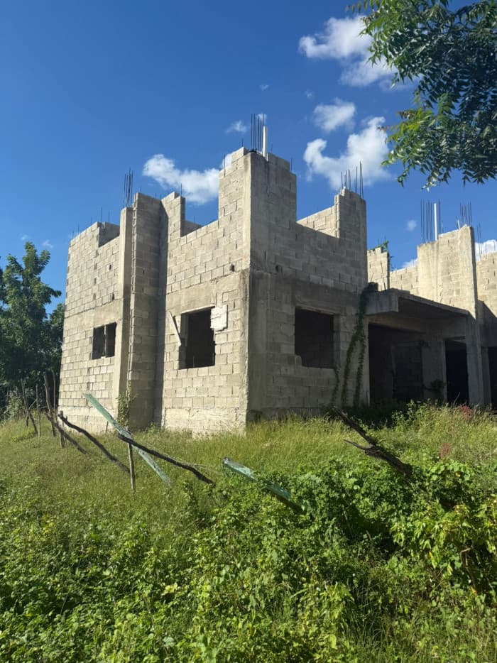 Venta de Terreno con edificación  en Los coco Jacagua  - foto 3