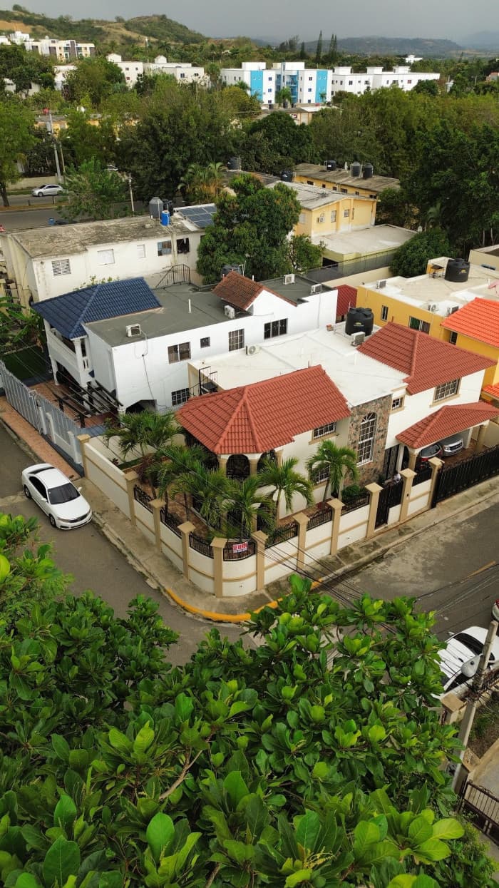 En Venta de amplia Casa  en Valle Verde II ,Santiago  - foto 2