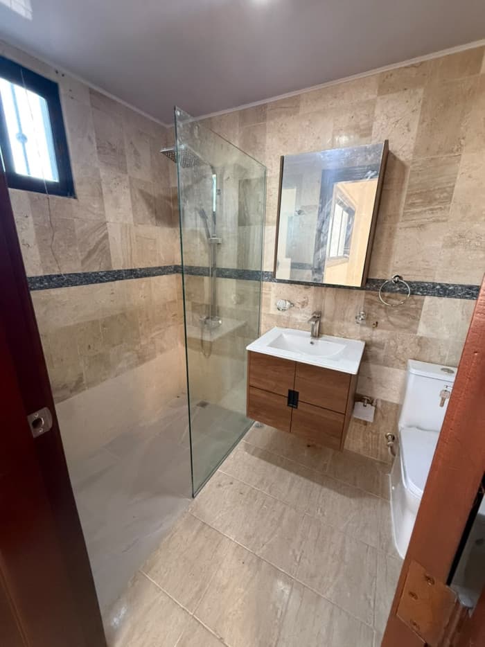 VENTA DE PRIMER NIVEL TORRE LA RINCONADA ,LA ESMERALDA  - foto 16
