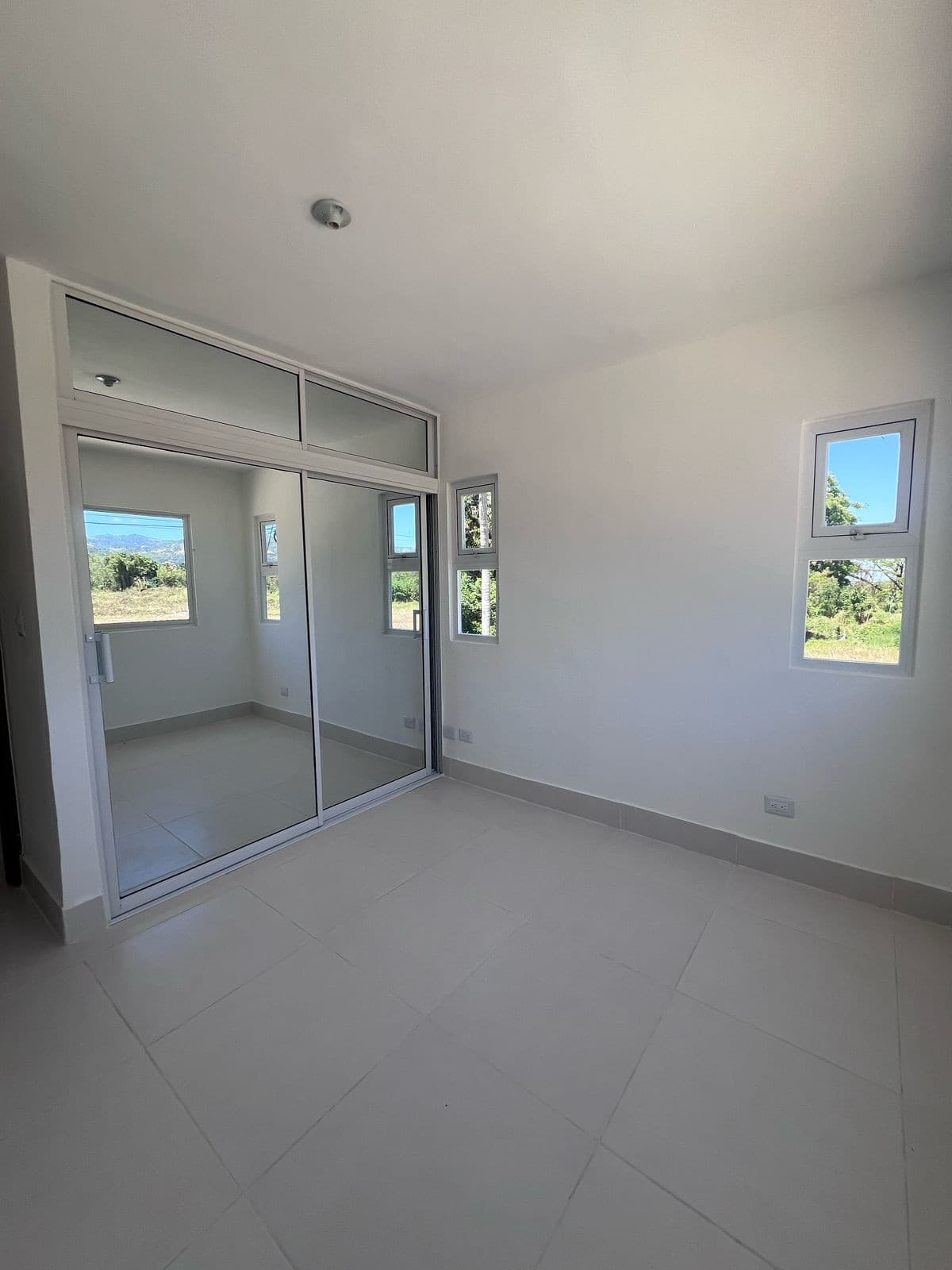 VENTA APARTAMENTO 2do NIVEL  GURABO ,BUENA VISTA  - foto 4