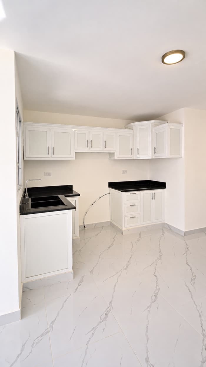 VENTA CASA TIPO VILLA 3 NIVELES LOS JARDINES DEL NORTE  - foto 7