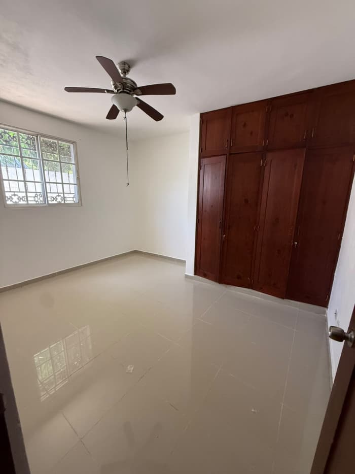 VENTA DE CASA FRENTE AL ASILO MAO VALVERDE  - foto 8