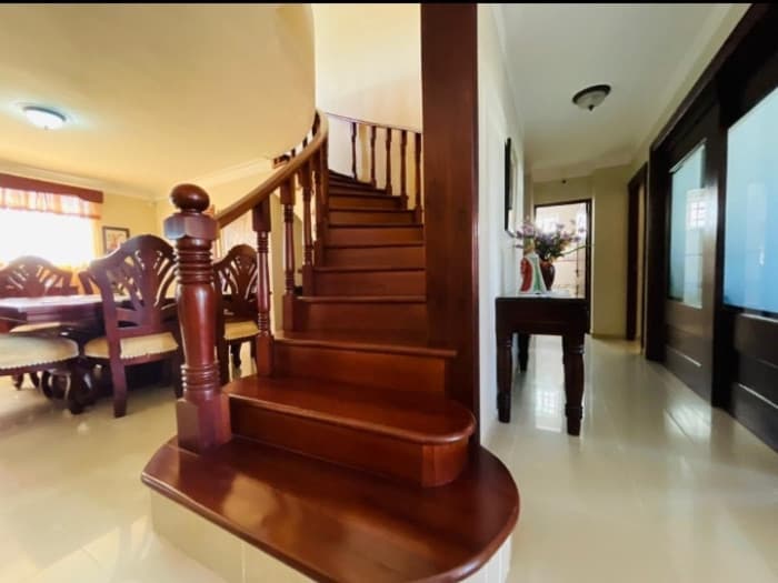 En Venta Apartamento Tipo Pent House en Cerro Hermoso - foto 4