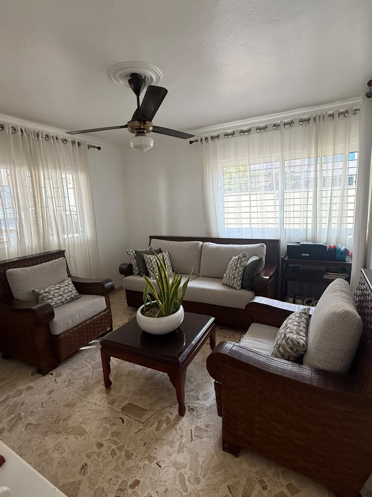 VENTA DE CASA FRENTE A LAS QUINTAS DE PONTEZUELA - foto 4