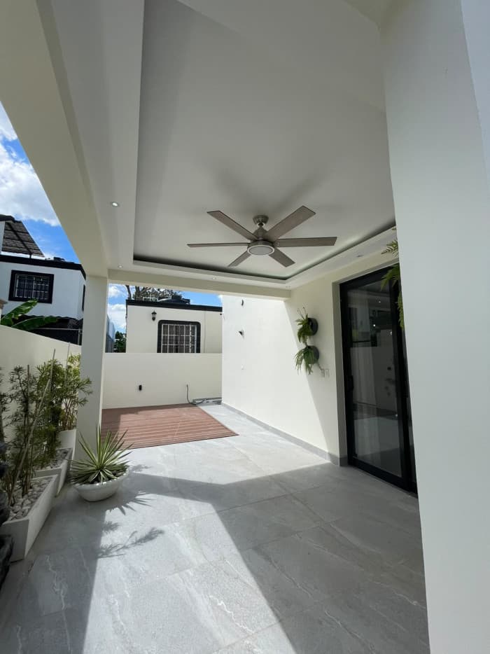VENTA DE CASA AMUEBLADA  EL DORAL CORONA PLAZA  - foto 7