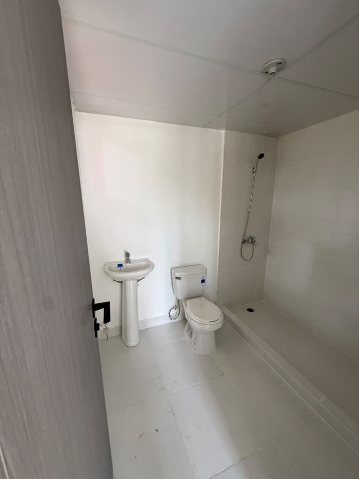  ALQUILER DE APARTAMENTO  2DO NIVEL GARDEN LIFE LICEY - foto 12