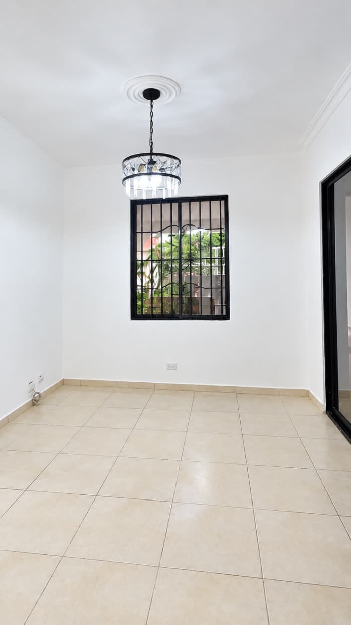VENTA CASA TIPO VILLA 3 NIVELES LOS JARDINES DEL NORTE  - foto 10