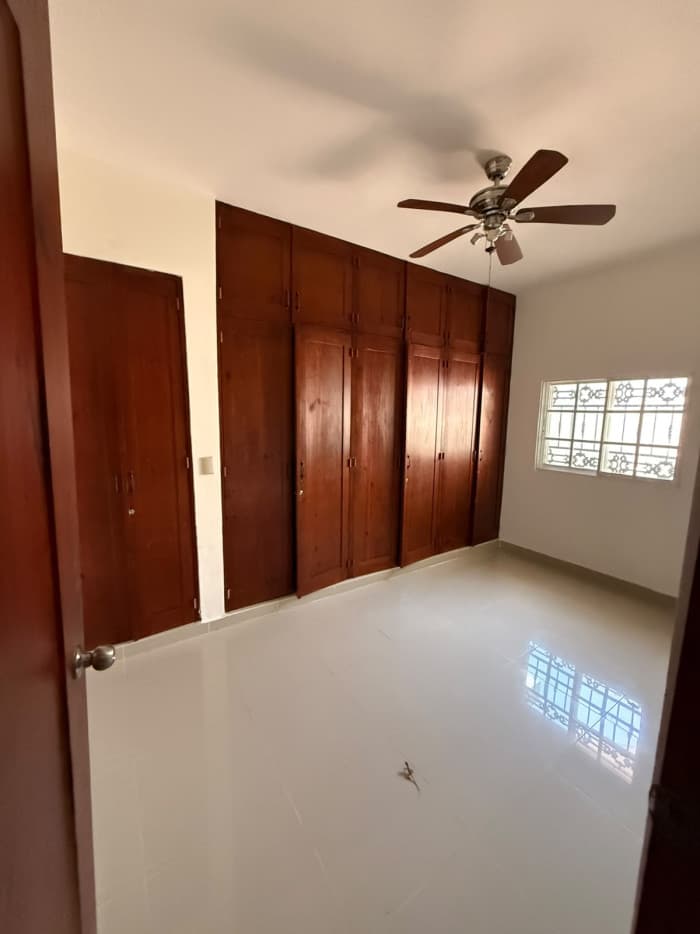 VENTA DE CASA FRENTE AL ASILO MAO VALVERDE  - foto 7