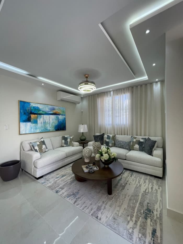 VENTA DE CASA AMUEBLADA  EL DORAL CORONA PLAZA  - foto 3
