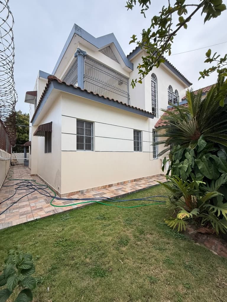 VENTA DE CASA EN 27 DE FEBRERO PROYECTO CERRADO  - foto 2