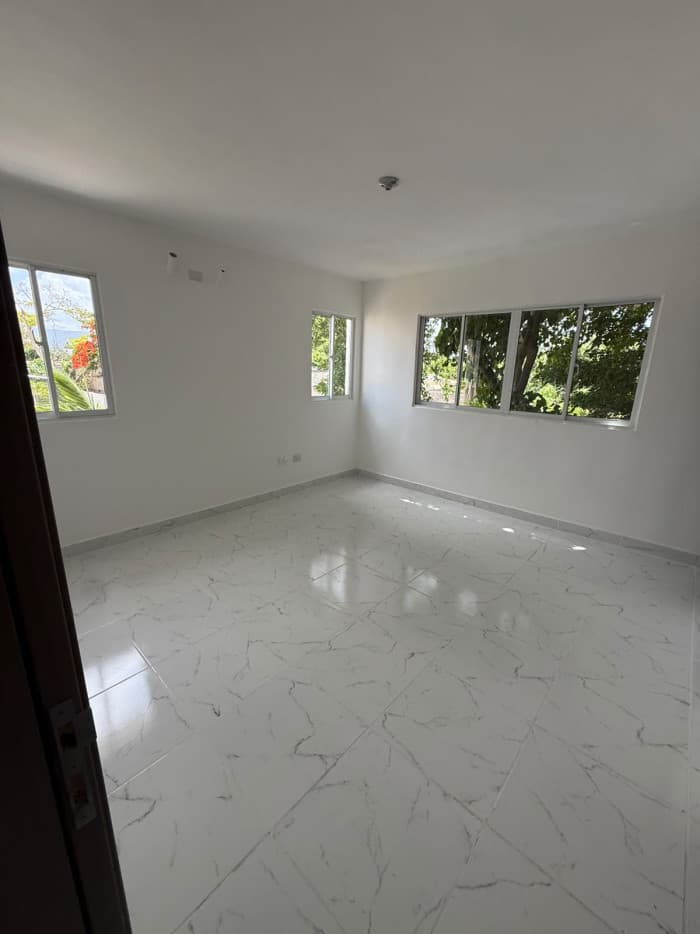  ALQUILER DE APARTAMENTO  2DO NIVEL GARDEN LIFE LICEY - foto 8