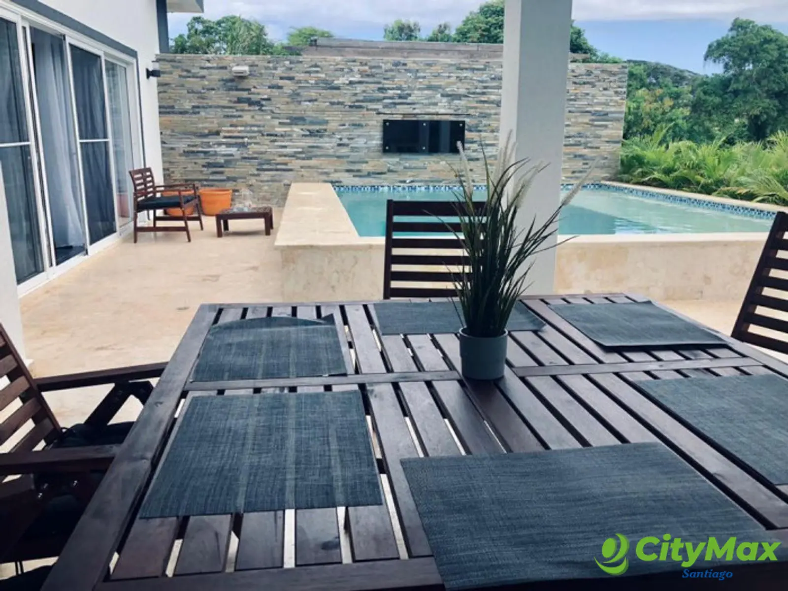 EN VENTA LUJOSA VILLA EN SOSUA , PUERTO PLATA - foto 1