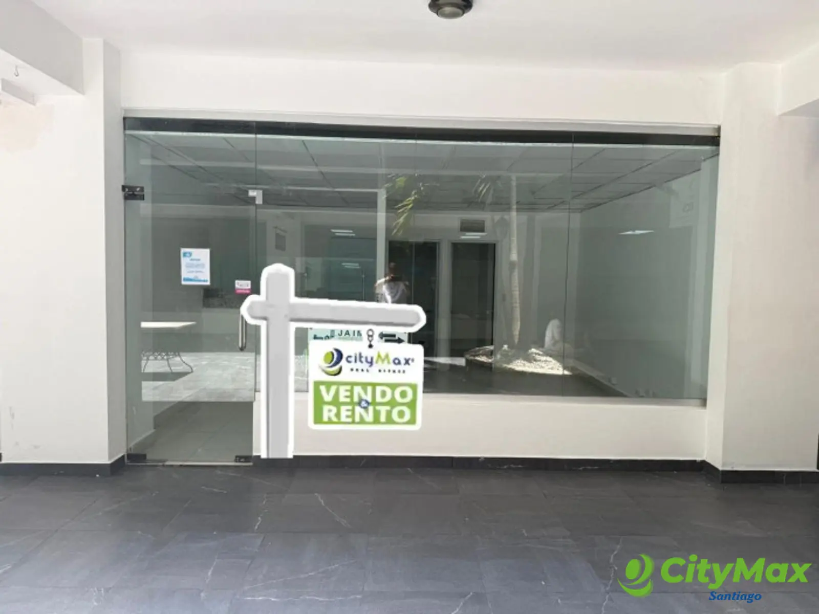 LOCAL COMERCIAL EN ALQUILER EN PLAZA RAMBLAS BOULEVARD - foto 1