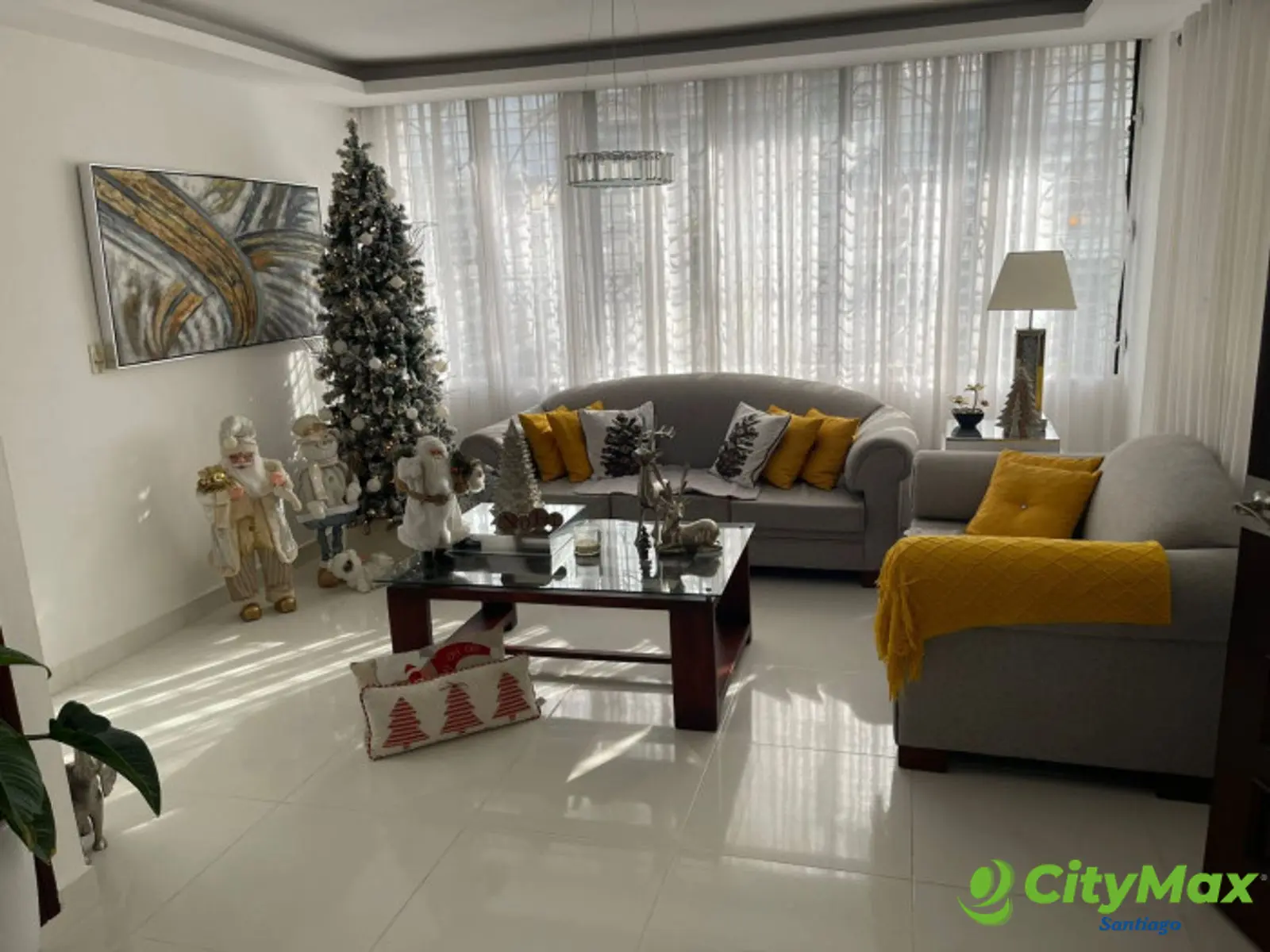 VENTA DE CASA CON PATIO EN LLANOS DE GURABO - foto 5