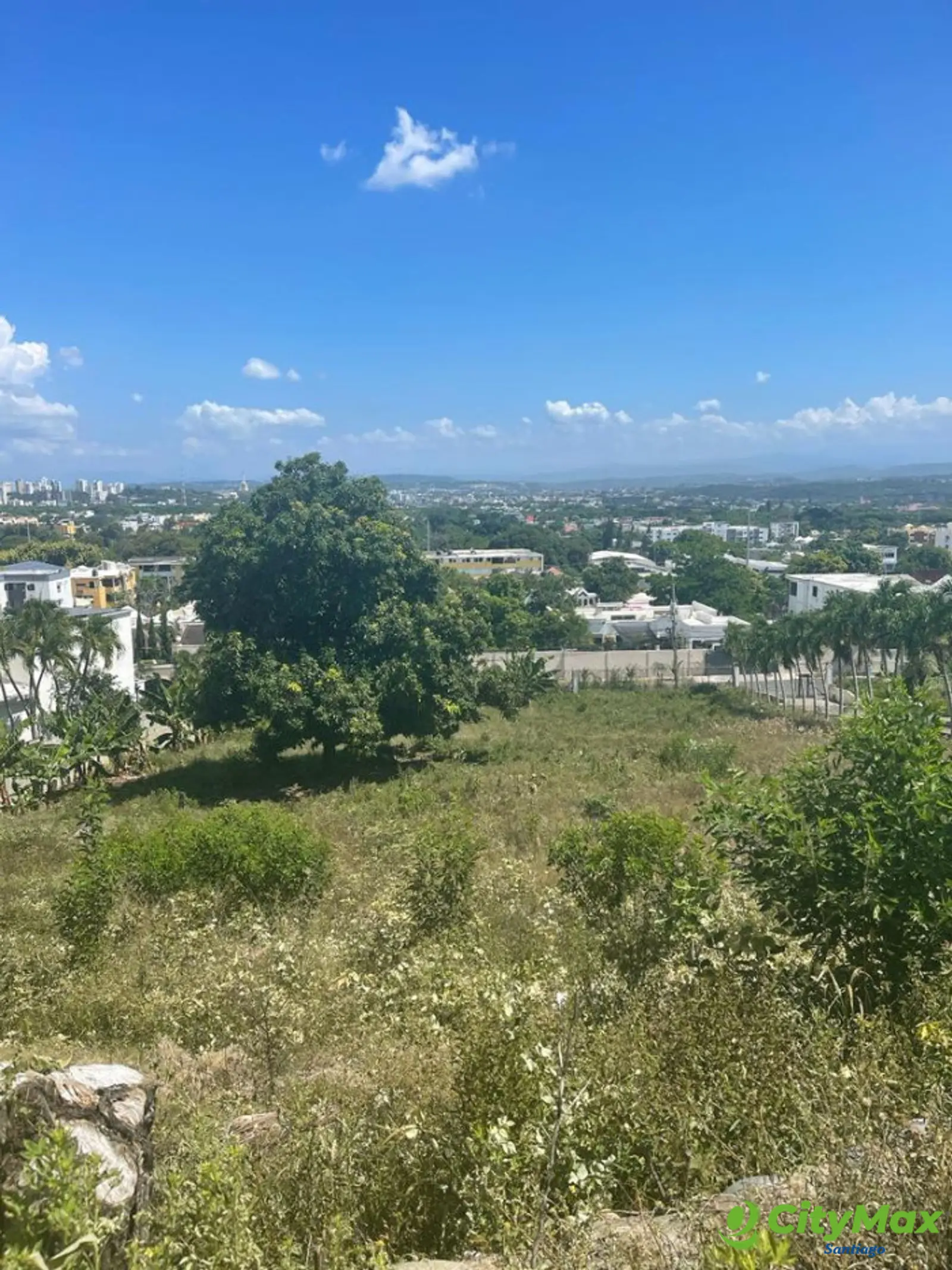 Terreno residencial en venta en Cerro Alto, Santiago - foto 4