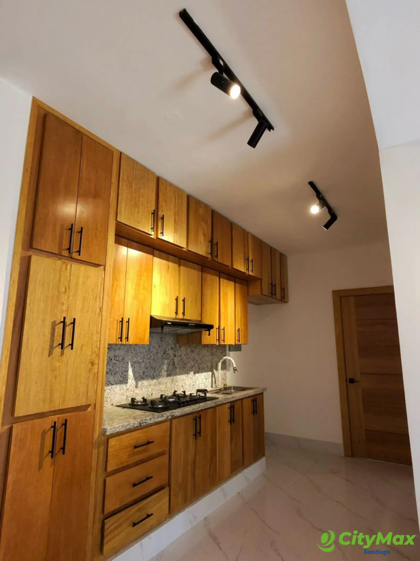  VENTA CASA PROXIMO A HIPER OLE JOAQUIN BALAGUER  - foto 4