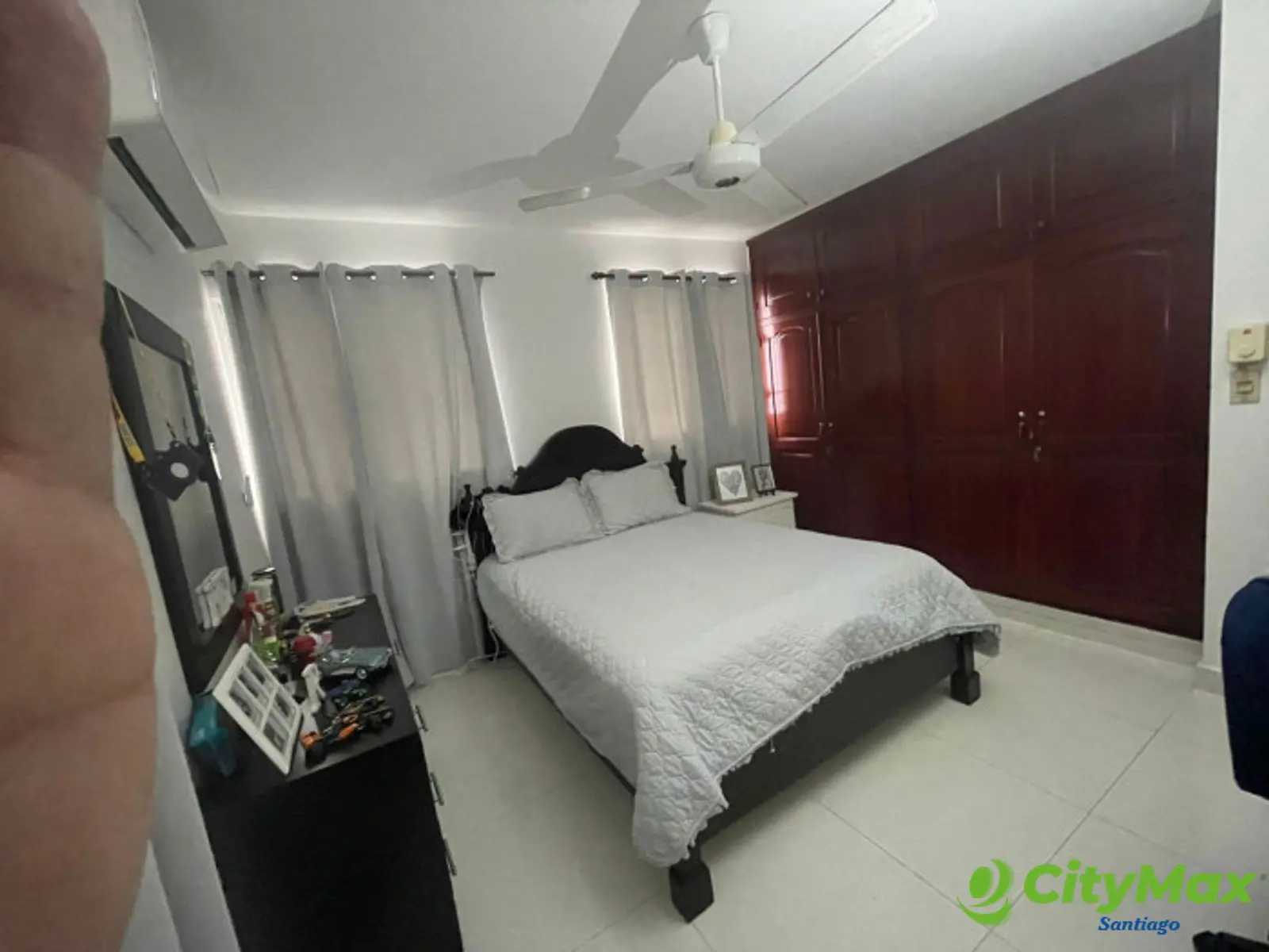 VENTA DE CASA CON PATIO EN LLANOS DE GURABO - foto 13